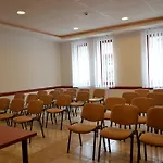 Althann Vendeghaz Es Konferencia Koezpont Vác